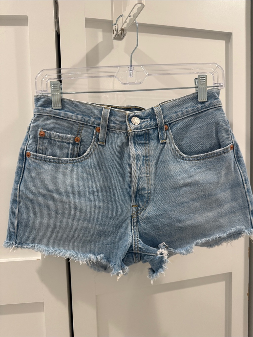 Levi’s 501 Short Light Wash Denim Cutoff Shorts - Light Blue